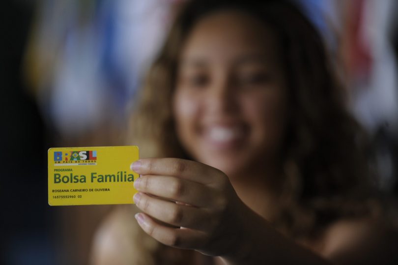 Bolsa Família precisa ser atualizado e ampliado para ser mais efetivo